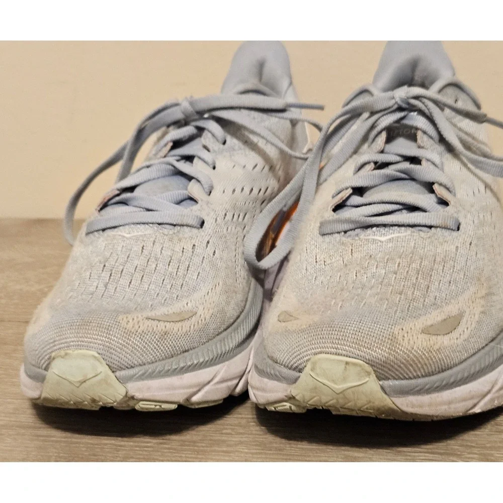 Hoka One One hoka one